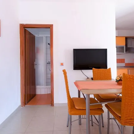 Apartments Helena Lopar Exterior photo