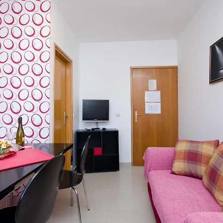 Apartments Helena Lopar Exterior photo