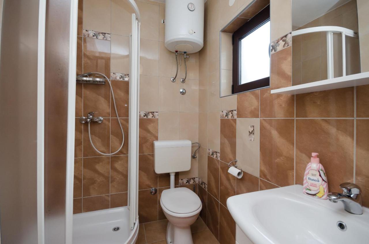 Apartment Helena Lopar