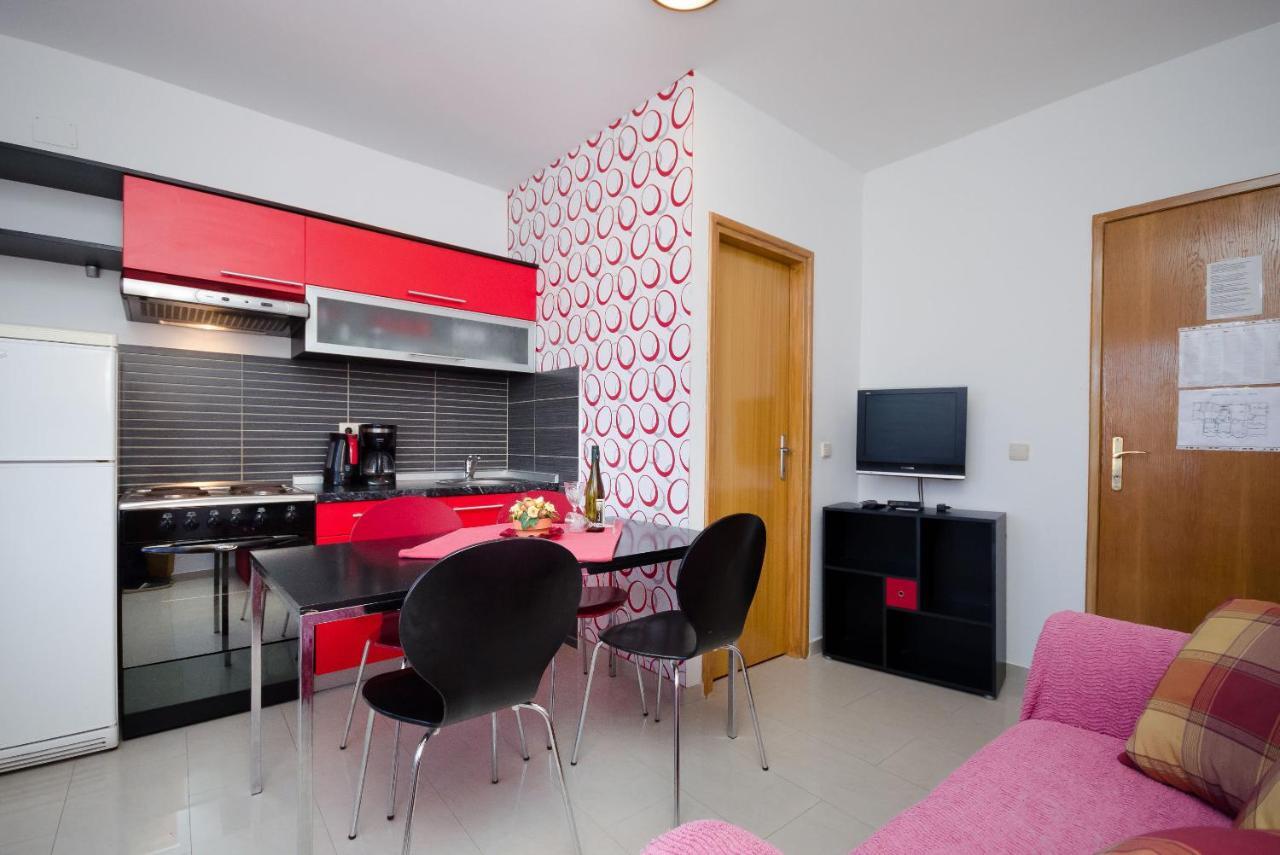 Helena Apartment